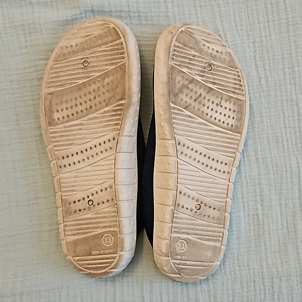 Cat & Jack Slip-On Water Shoes